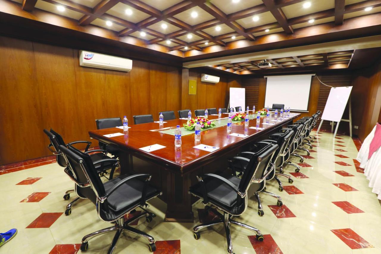 Nascent Gardenia Baridhara Hotel Dhaka Exterior photo